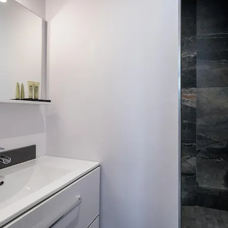 Honore - Barre Apartamento