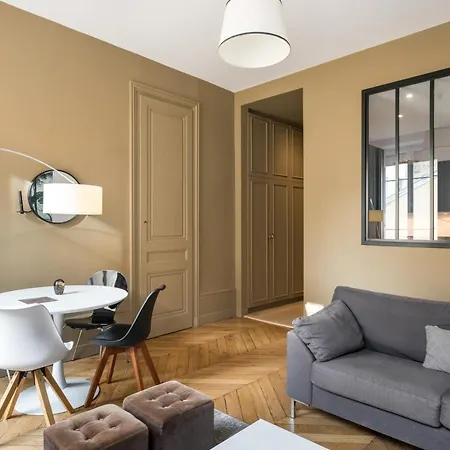 Honore - Barre Apartmán *